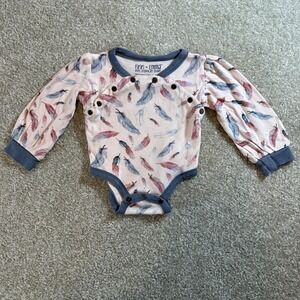 Finn + Emma 9-12M Feather Print Organic‎ Cotton Baby Bodysuit Long Sleeve